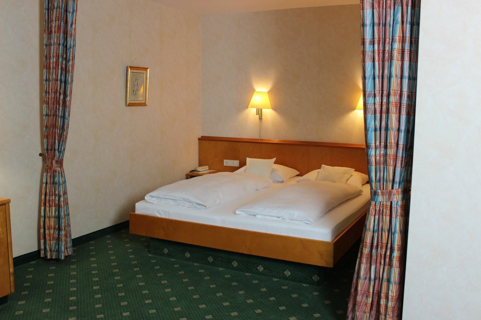 Hotel Western Polisina 4*